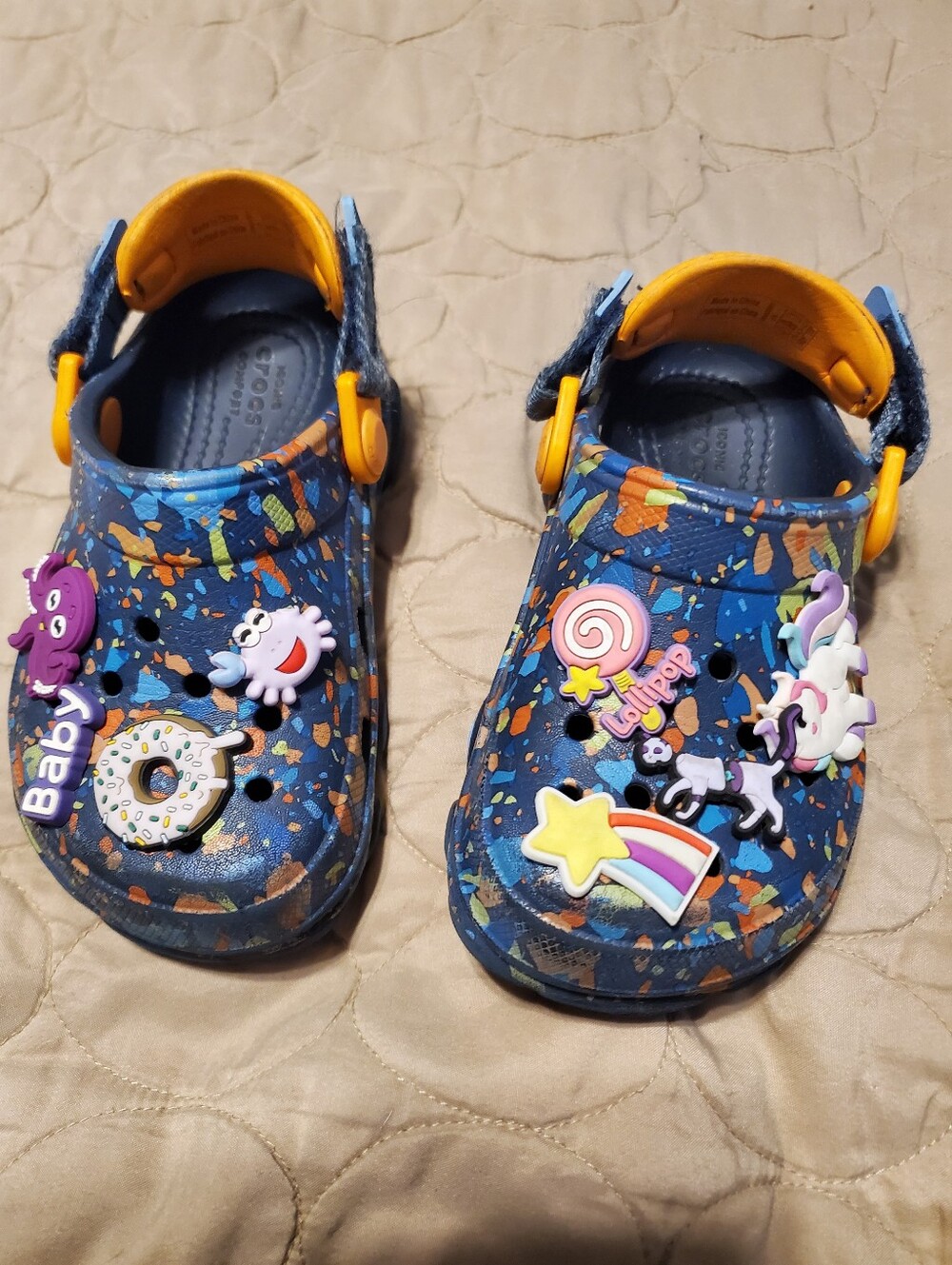 rugged Toddler Size 9 Crocs All-Terrain clogs